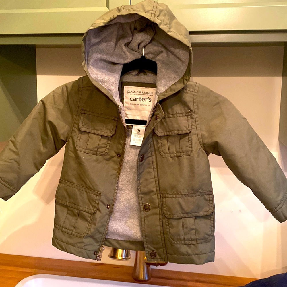 Like new Carters jacket in 3T